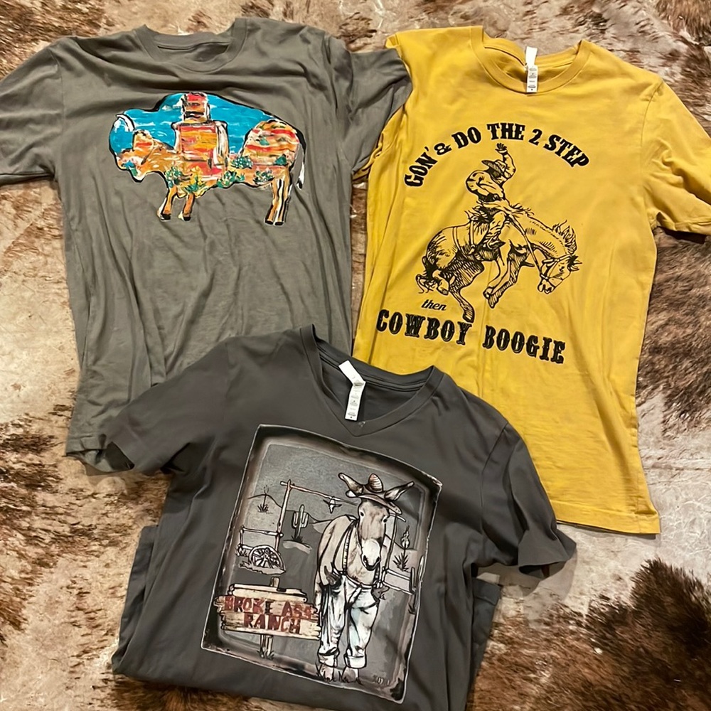 T-SHIRT BUNDLE